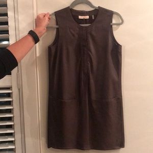 Super sexy sleeveless brown pleather shift